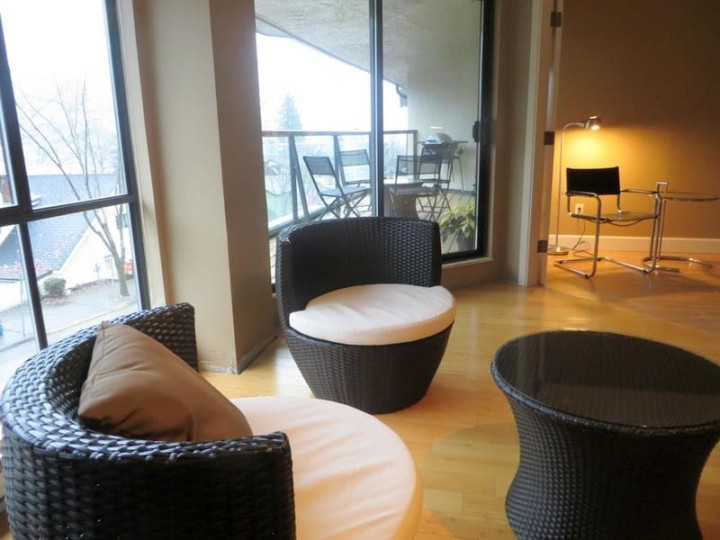 Photo 11 at 203 - 4323 Gallant Avenue, Deep Cove, North Vancouver