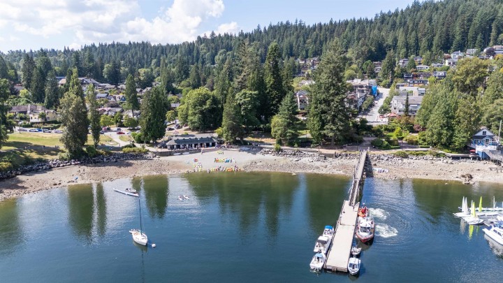 Photo 19 at 203 - 4323 Gallant Avenue, Deep Cove, North Vancouver