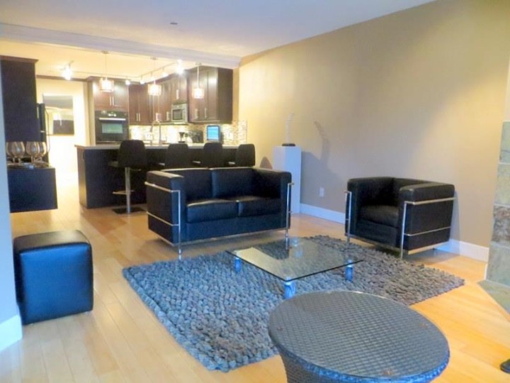 Photo 8 at 203 - 4323 Gallant Avenue, Deep Cove, North Vancouver