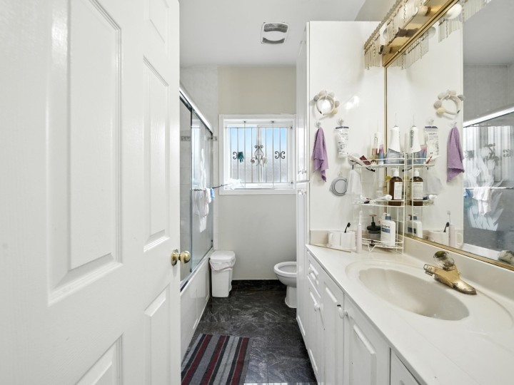 Photo 20 at 2228 E 40th Avenue, Victoria VE, Vancouver East