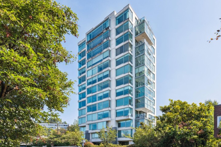 Photo 1 at 901 - 1550 W 15th Avenue, Fairview VW, Vancouver West