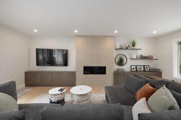 Photo 7 at 2678 Ailsa Crescent, Lynn Valley, North Vancouver