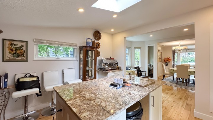 Photo 12 at 880 W 19th Street, Mosquito Creek, North Vancouver