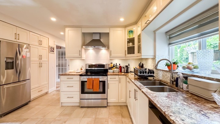 Photo 14 at 880 W 19th Street, Mosquito Creek, North Vancouver