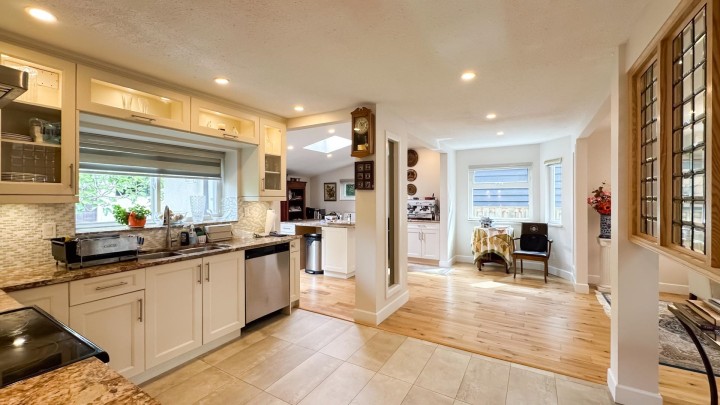 Photo 15 at 880 W 19th Street, Mosquito Creek, North Vancouver