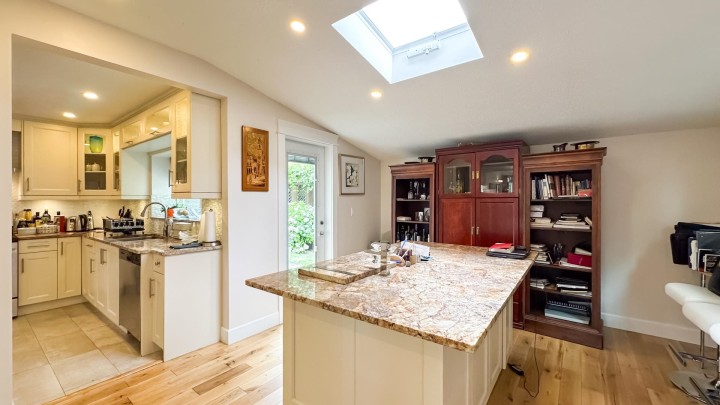 Photo 11 at 880 W 19th Street, Mosquito Creek, North Vancouver