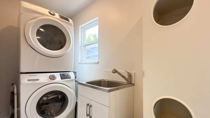 Photo 19 at 880 W 19th Street, Mosquito Creek, North Vancouver