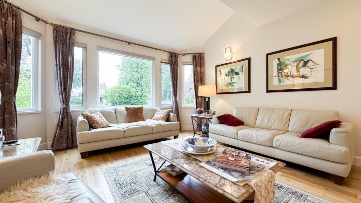 Photo 4 at 880 W 19th Street, Mosquito Creek, North Vancouver