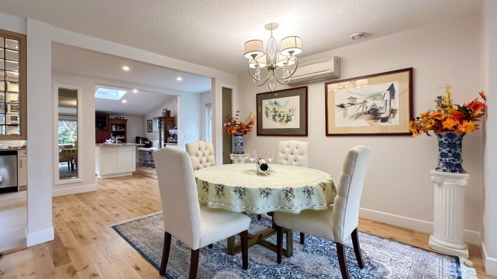 Photo 8 at 880 W 19th Street, Mosquito Creek, North Vancouver