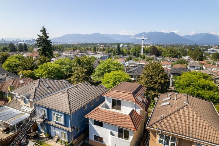 Photo 27 at 2748 E 23rd Avenue, Renfrew Heights, Vancouver East