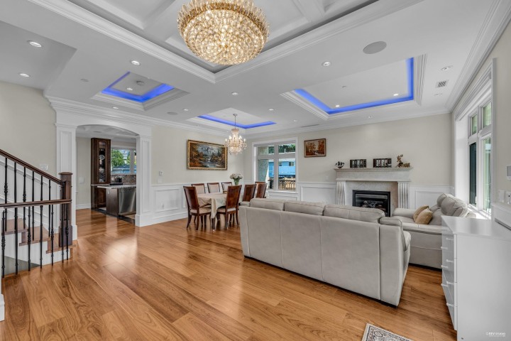 Photo 6 at 1019 W 47th Avenue, South Granville, Vancouver West