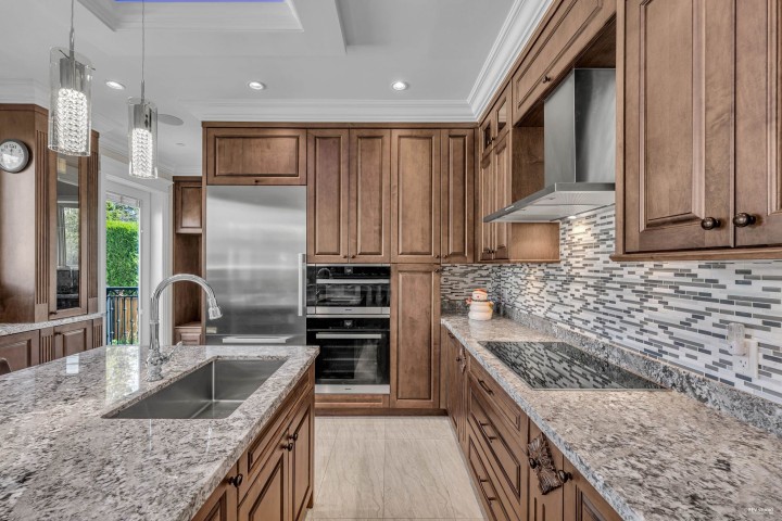 Photo 13 at 1019 W 47th Avenue, South Granville, Vancouver West