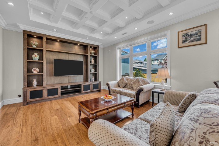 Photo 9 at 1019 W 47th Avenue, South Granville, Vancouver West