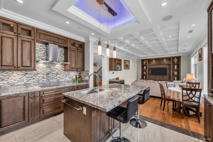 Photo 14 at 1019 W 47th Avenue, South Granville, Vancouver West