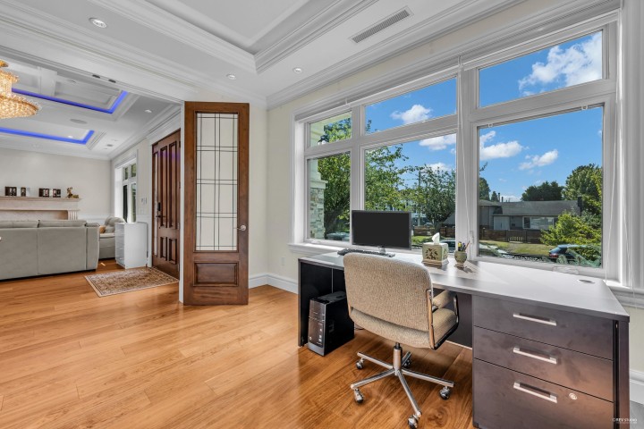 Photo 18 at 1019 W 47th Avenue, South Granville, Vancouver West