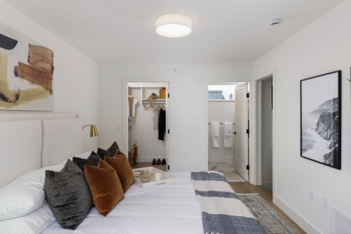 Photo 9 at 807 W 38th Avenue, Cambie, Vancouver West