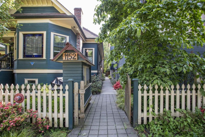 Photo 2 at 2 - 1152 Comox Street, West End VW, Vancouver West