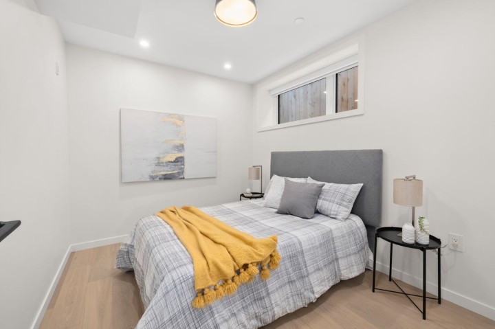 Photo 16 at 681 W 18th Avenue, Cambie, Vancouver West