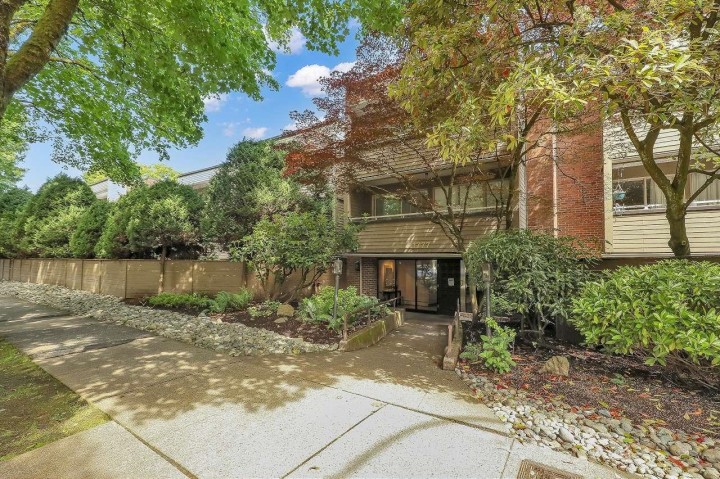 Photo 2 at 314 - 1777 W 13th Avenue, Fairview VW, Vancouver West