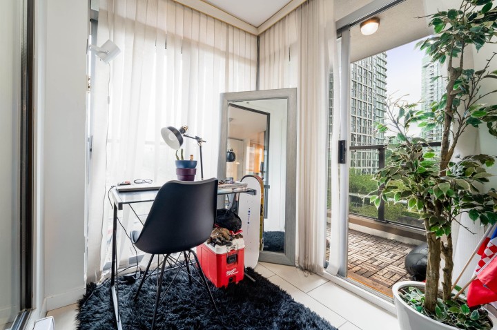 Photo 12 at 506 - 989 Beatty Street, Yaletown, Vancouver West