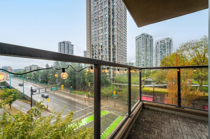 Photo 20 at 506 - 989 Beatty Street, Yaletown, Vancouver West