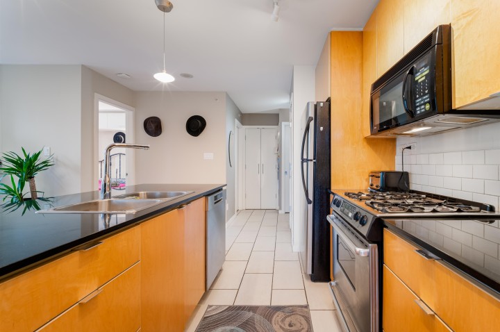 Photo 9 at 506 - 989 Beatty Street, Yaletown, Vancouver West