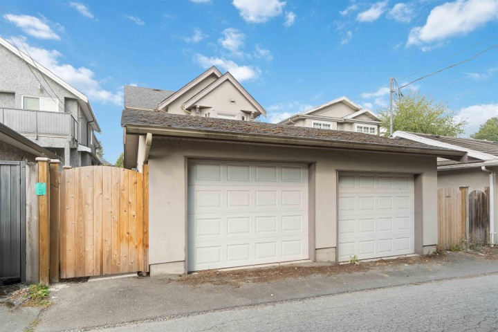Photo 31 at 720 W 68th Avenue, Marpole, Vancouver West