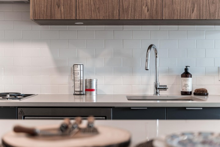 Photo 7 at 307 - 2419 Grant Street, Renfrew VE, Vancouver East