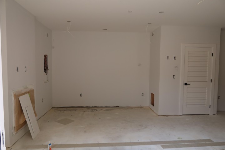 Photo 3 at A - 2735 W 8th Avenue, Kitsilano, Vancouver West