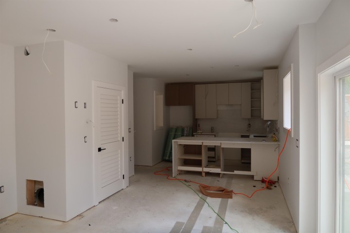 Photo 4 at A - 2735 W 8th Avenue, Kitsilano, Vancouver West