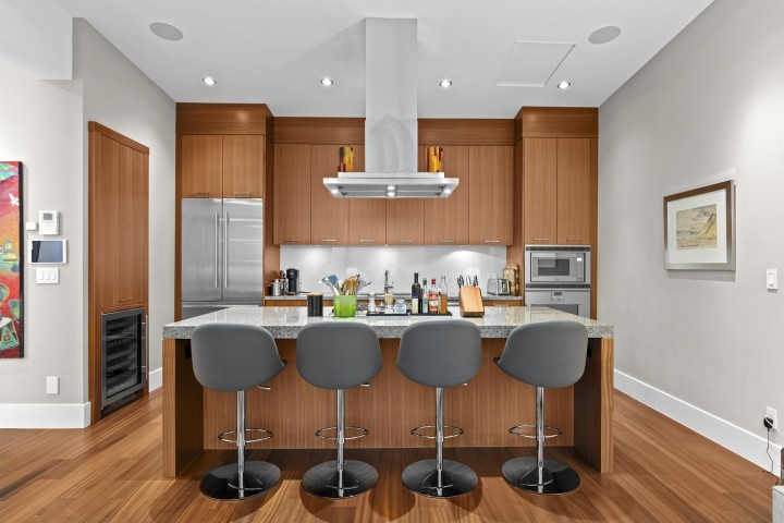 Photo 3 at 2780 Highgrove Place, Whitby Estates, West Vancouver