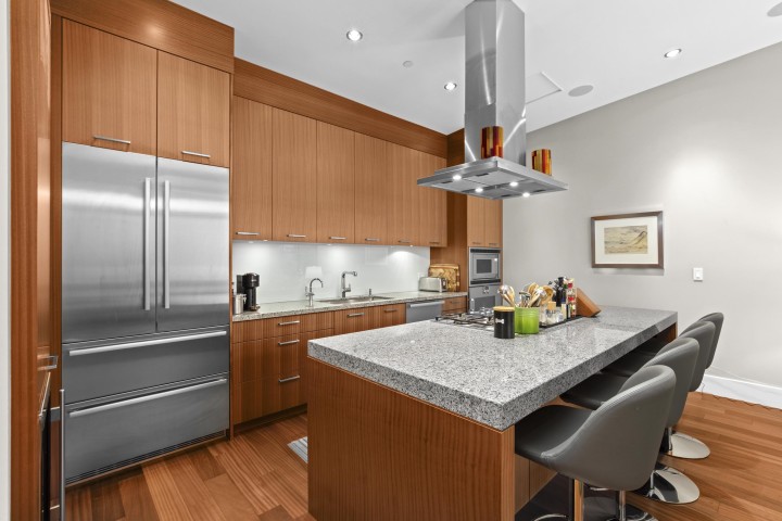 Photo 4 at 2780 Highgrove Place, Whitby Estates, West Vancouver