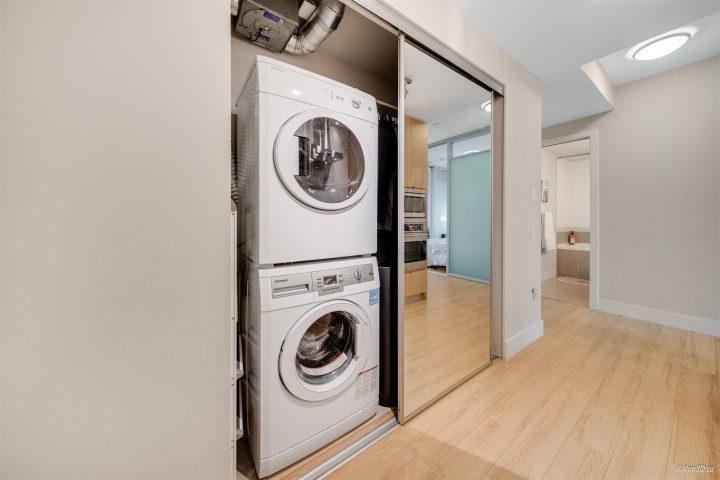 Photo 17 at 725 - 159 W 2nd Avenue, False Creek, Vancouver West