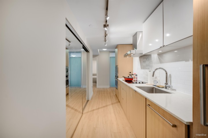 Photo 14 at 725 - 159 W 2nd Avenue, False Creek, Vancouver West