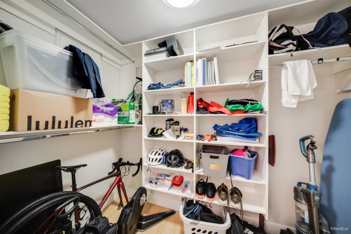 Photo 18 at 725 - 159 W 2nd Avenue, False Creek, Vancouver West