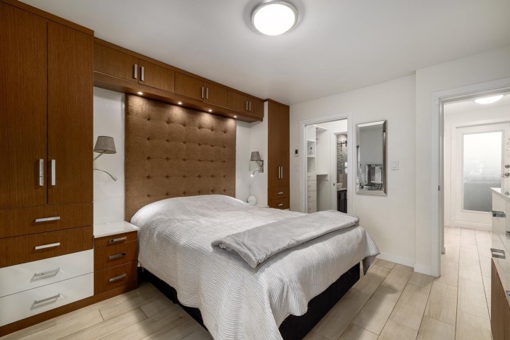 Photo 14 at 2391 Oak Street, Fairview VW, Vancouver West