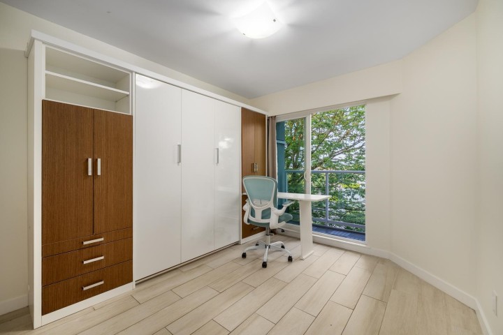 Photo 18 at 2391 Oak Street, Fairview VW, Vancouver West