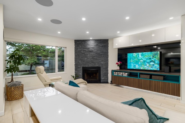 Photo 4 at 2391 Oak Street, Fairview VW, Vancouver West