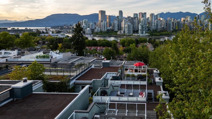 Photo 25 at 2391 Oak Street, Fairview VW, Vancouver West