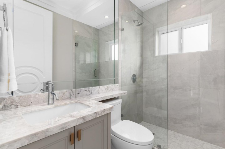 Photo 12 at 2848 W 17th Avenue, Arbutus, Vancouver West