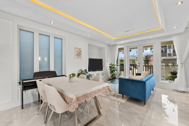 Photo 4 at 2848 W 17th Avenue, Arbutus, Vancouver West