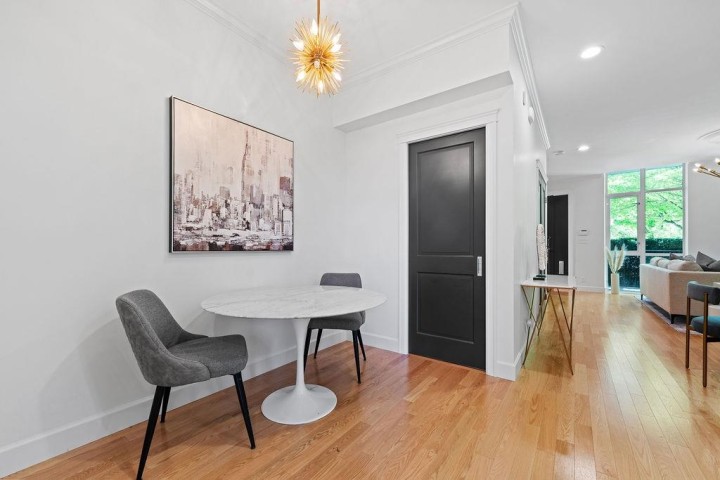 Photo 9 at 471 Beach Crescent, Yaletown, Vancouver West