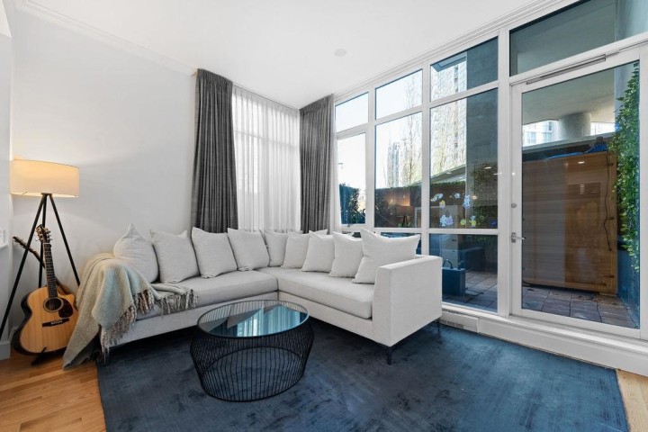 Photo 14 at 471 Beach Crescent, Yaletown, Vancouver West