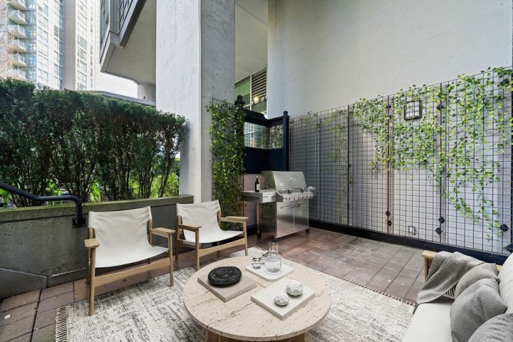 Photo 18 at 471 Beach Crescent, Yaletown, Vancouver West