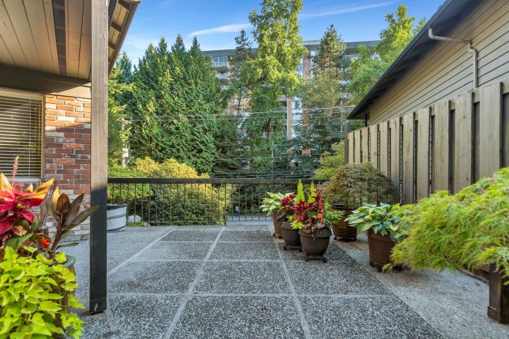 Photo 23 at 208 - 235 Keith Road, Cedardale, West Vancouver