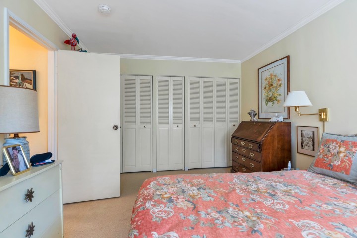 Photo 17 at 208 - 235 Keith Road, Cedardale, West Vancouver