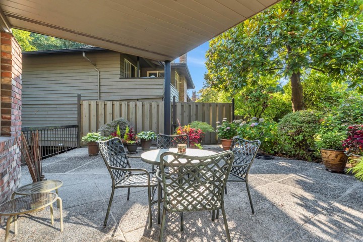 Photo 20 at 208 - 235 Keith Road, Cedardale, West Vancouver