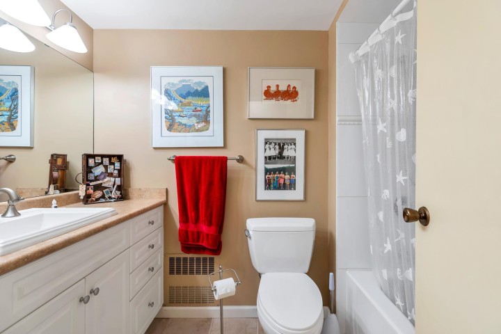 Photo 19 at 208 - 235 Keith Road, Cedardale, West Vancouver