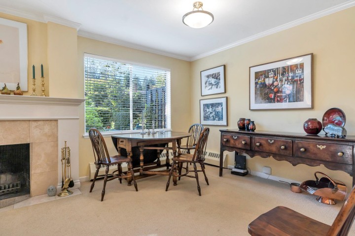 Photo 8 at 208 - 235 Keith Road, Cedardale, West Vancouver