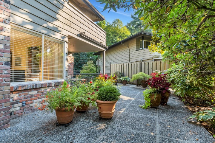 Photo 25 at 208 - 235 Keith Road, Cedardale, West Vancouver